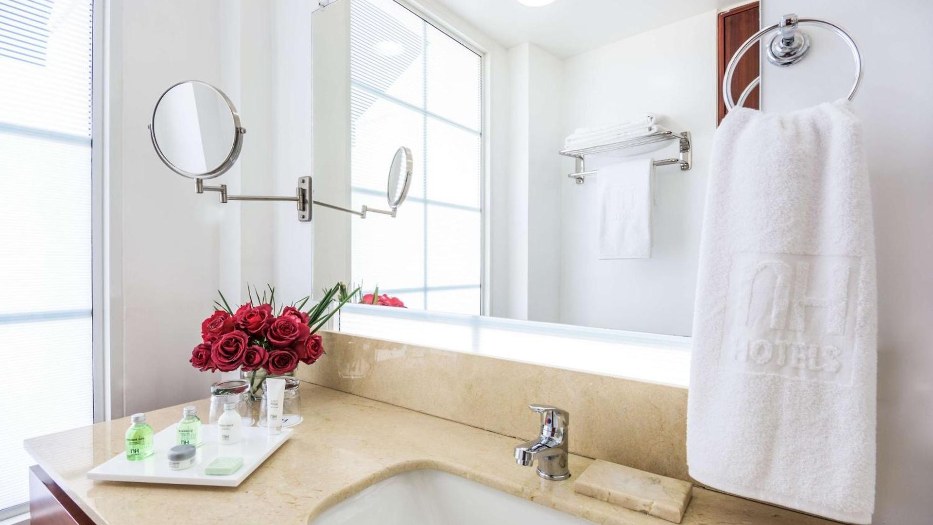 Nh Royal Urban Hotel 4*