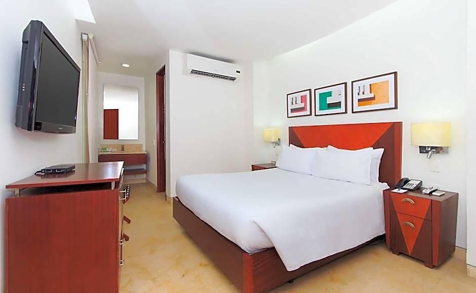 Nh Royal Urban 4*