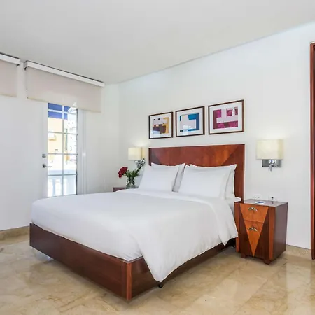 Nh Royal Urban Hotel